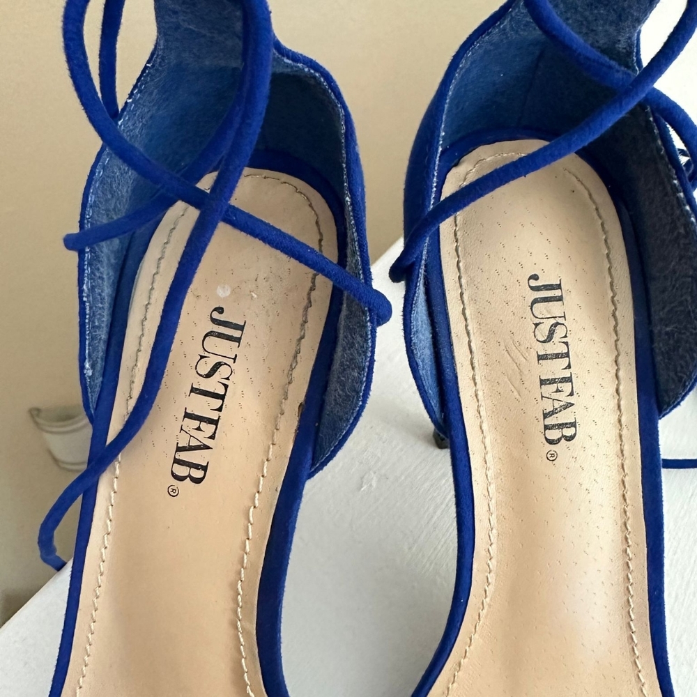 Heels - Picture 11 of 14